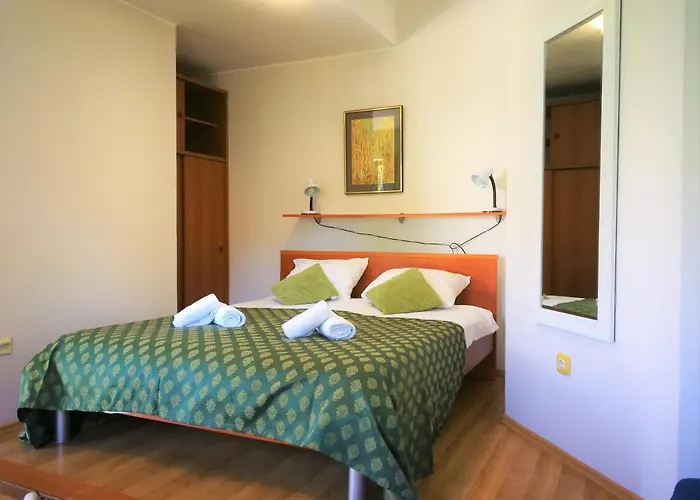 Apartments Bilic With Garden & Swimming Pool - 50M From The Beach