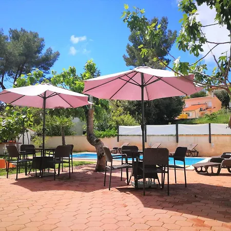 Apartments Bilic With Garden & Swimming Pool - 50M From The Beach Pjescana Uvala Exterior photo